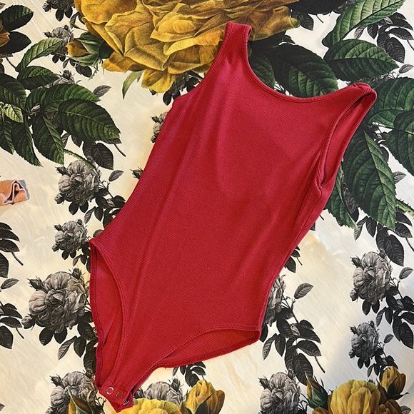 Forever 21 Red Fitted Bodysuit - Picture 5 of 6